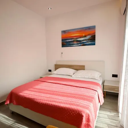 Amart Bed and breakfast Sarandë