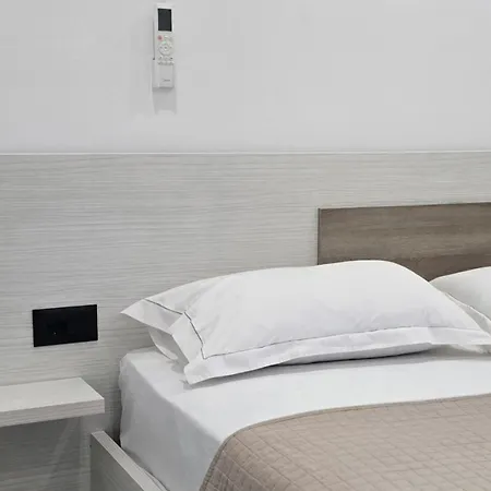 Amart Bed and breakfast Sarandë