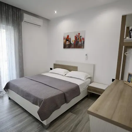 Amart * Sarandë