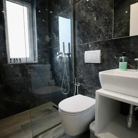Amart Bed and breakfast Sarandë