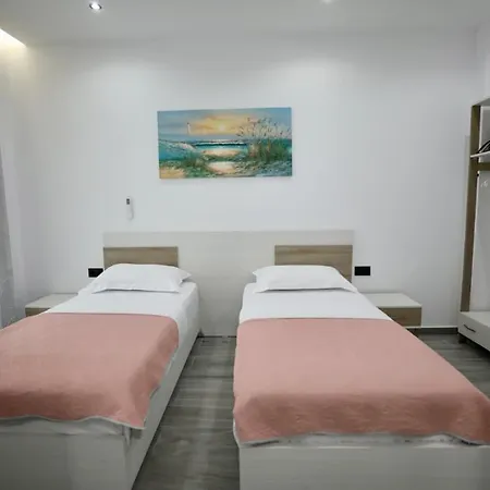 Amart 3* Sarandë